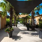 Domaine La Pinede Enchantee Aparthotel