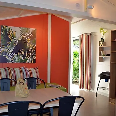 Domaine La Pinede Enchantee 4*