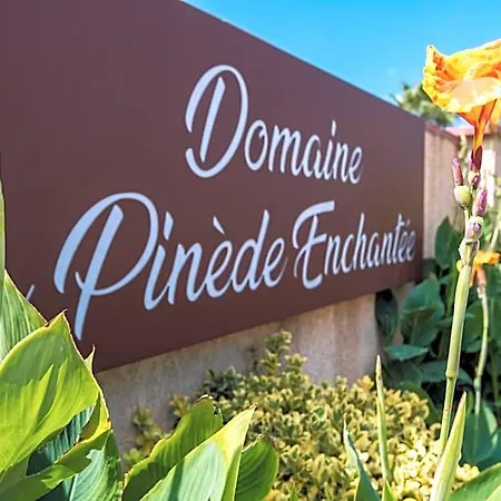 Domaine La Pinede Enchantee شقة فندقية